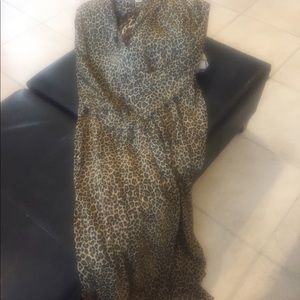 Cache lingerie beautiful nightgown plus flowy robe